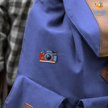 Load image into Gallery viewer, Camera Metallic Lapel Pin