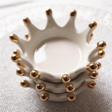 Load image into Gallery viewer, Queen Jewellery Holder