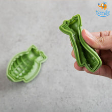 Load image into Gallery viewer, Grenade Ice Mould - Set of 2