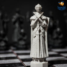 Load image into Gallery viewer, Official Harry Potter Wizard Chess Set