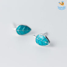 Load image into Gallery viewer, Leaf Shaped Ear Studs