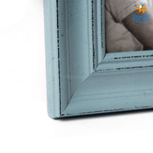 Load image into Gallery viewer, Wooden Photo Frame Shelf