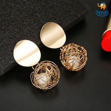 Load image into Gallery viewer, Fiery Pearl Earrings