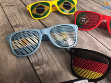 Load image into Gallery viewer, Country Sunglasses