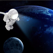 Load image into Gallery viewer, Astronaut USB Night Light
