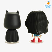 Load image into Gallery viewer, DC Comics - Wonder Woman &amp; Batman Action Figure
