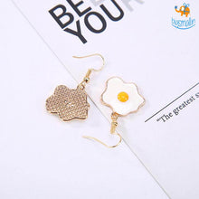 Load image into Gallery viewer, Omelette Earrings
