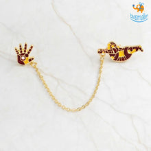 Load image into Gallery viewer, Superhero Chain Brooch Pin
