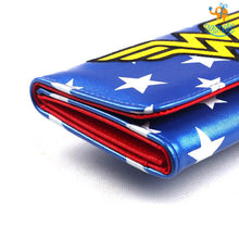 Load image into Gallery viewer, Official Wonder Woman Wallet
